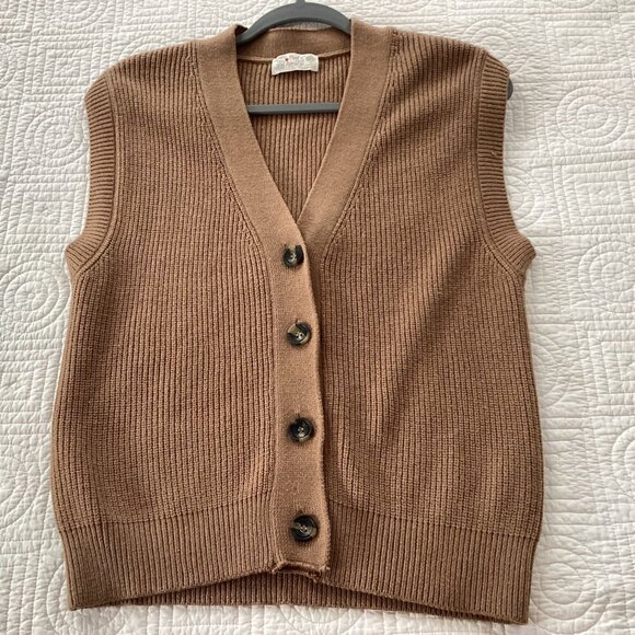 Vintage Poof Apparel Womens Large Button Front Sleeveless Cardigan Vest Beige - Picture 1 of 10